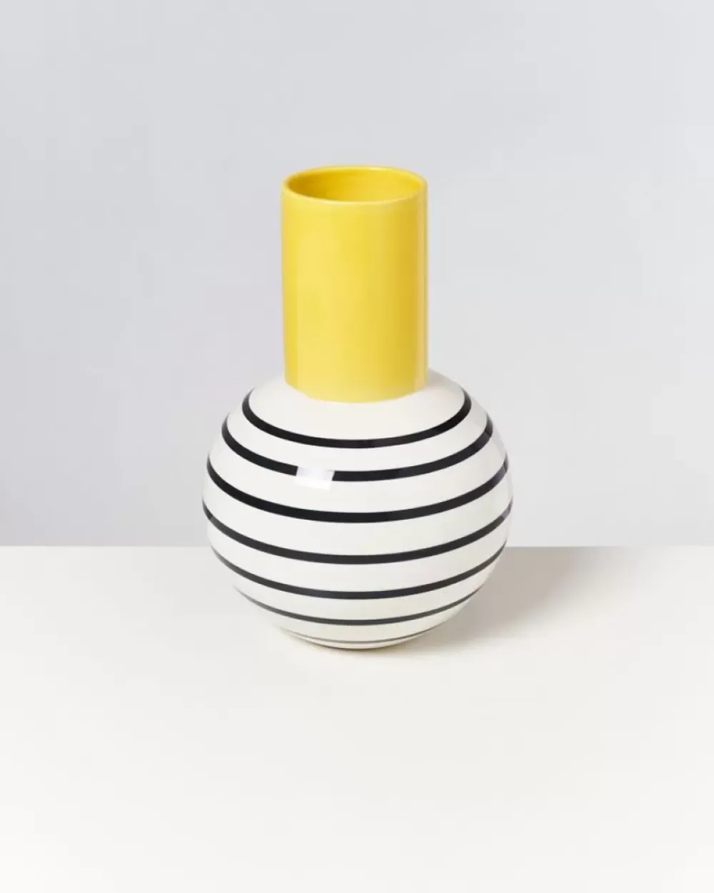 Motel a Miio Bola Vase L Gelb Schwarz Gestreift
