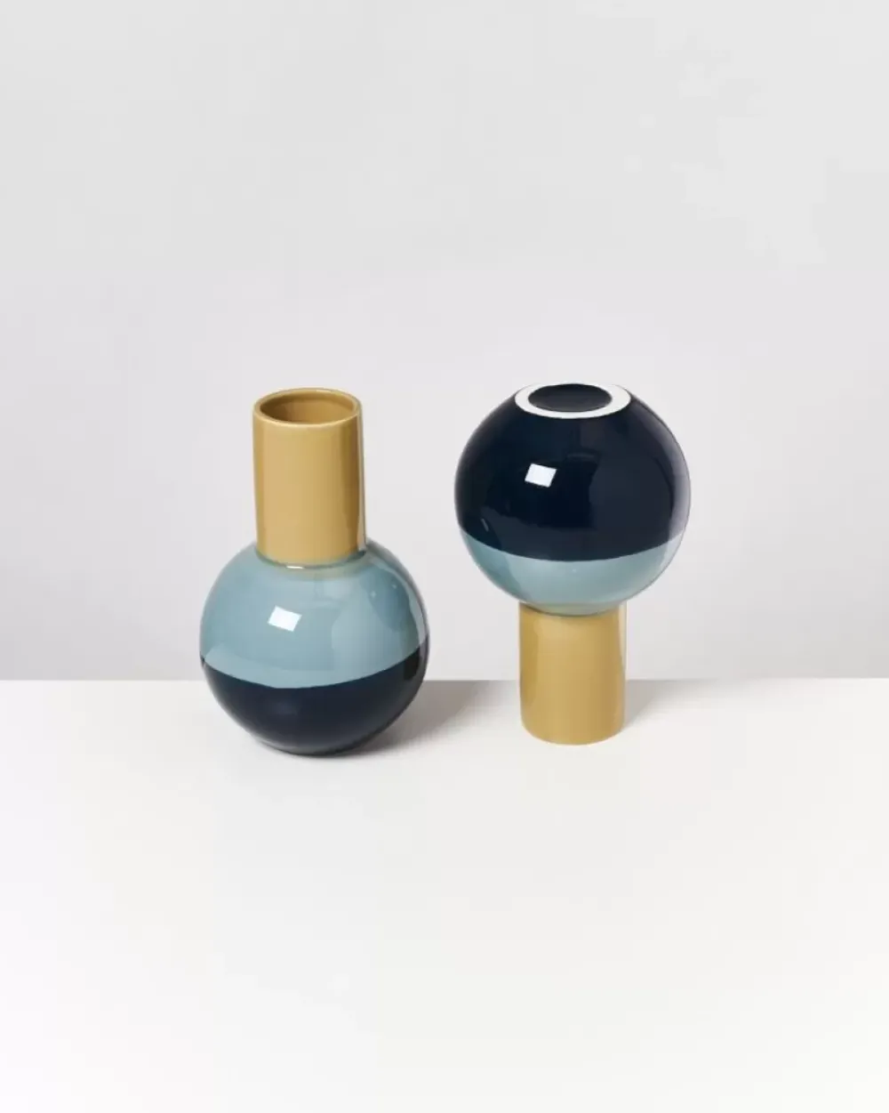 Motel a Miio Bola Vase M Grun Mint Navy Sale