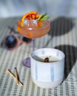 Motel a Miio Coimbra Duftkerze "Sal Na Pele" Weis Blau Sale