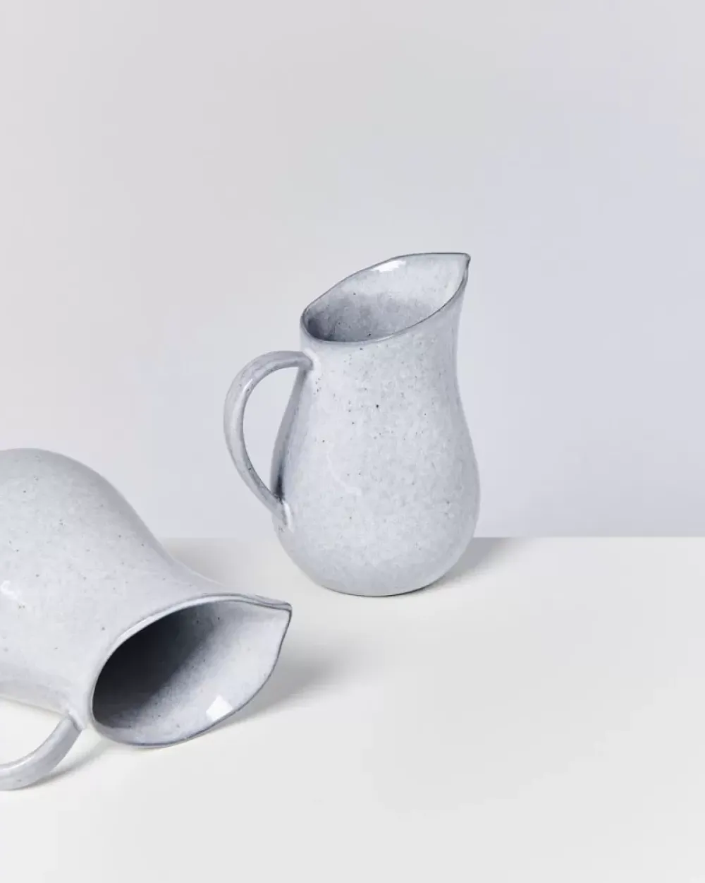 Motel a Miio Mae Krug Grau New