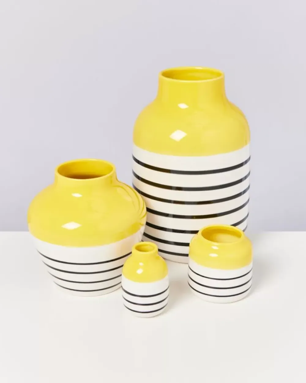 Motel a Miio Nuno Vase L Gelb Schwarz Gestreift Best