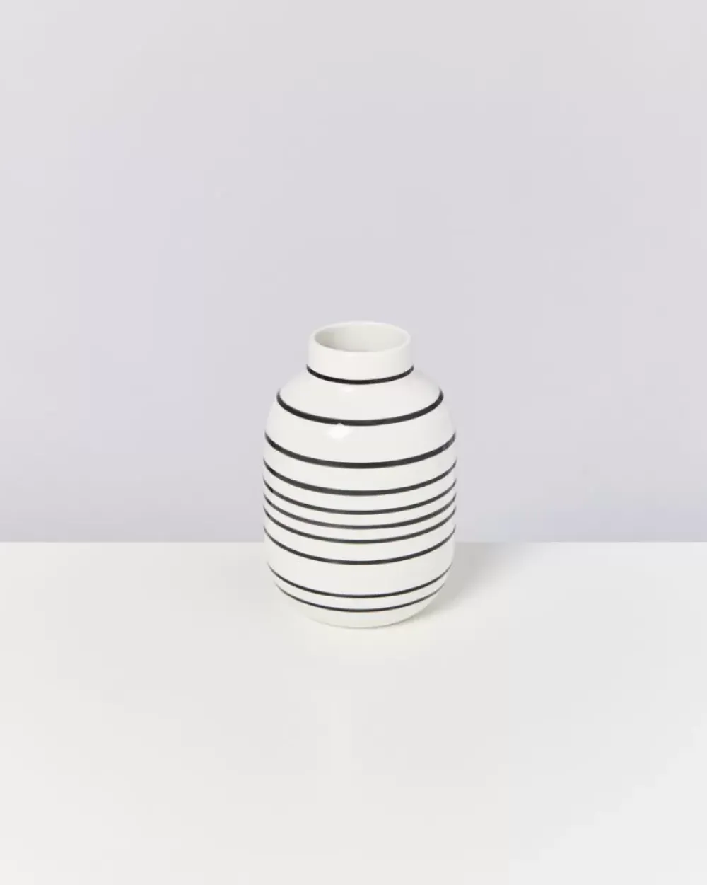 Motel a Miio Nuno Vase M Schwarz-Weis Gestreift Sale